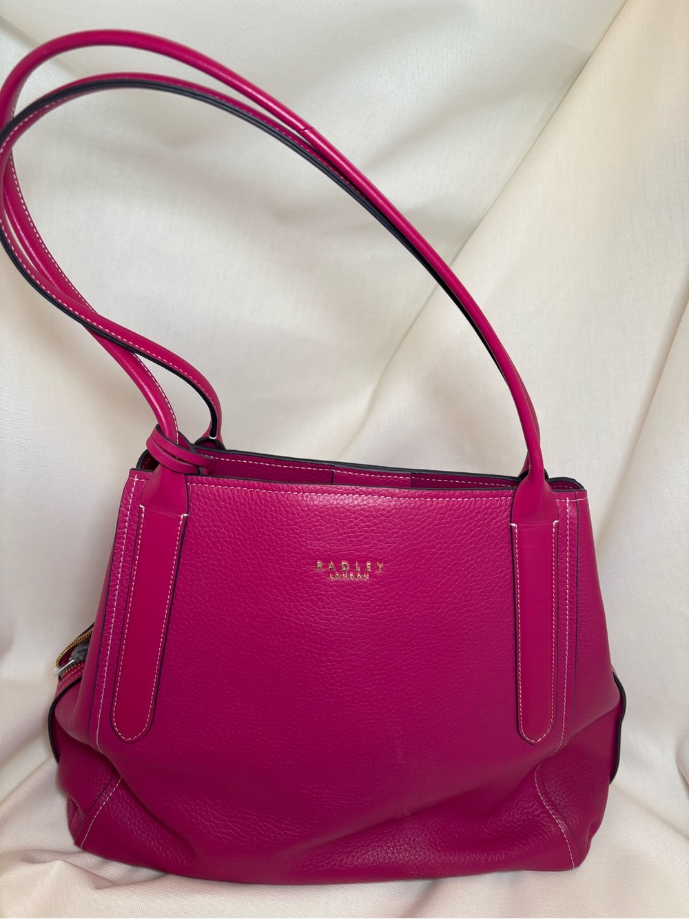 RADLEY LONDON Hot Pink Leather Shoulder Bag with Dust Bag. NWOT